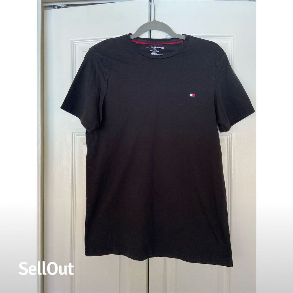 Tommy Hilfiger Men's Black Short Sleeve T-Shirt Standard Size S Crew Neck